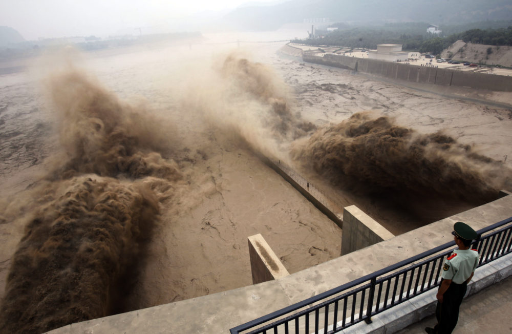 Portals on the Xiaolangdi Dam on China’s Yellow River enable sediment to be discharged downstream.