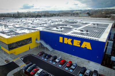 An Ikea store in Renton, Washington, equipped with solar panels.