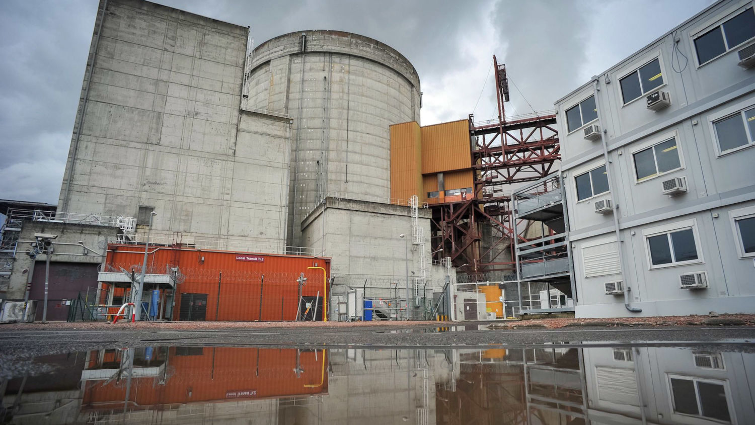 nuclear power plant inside