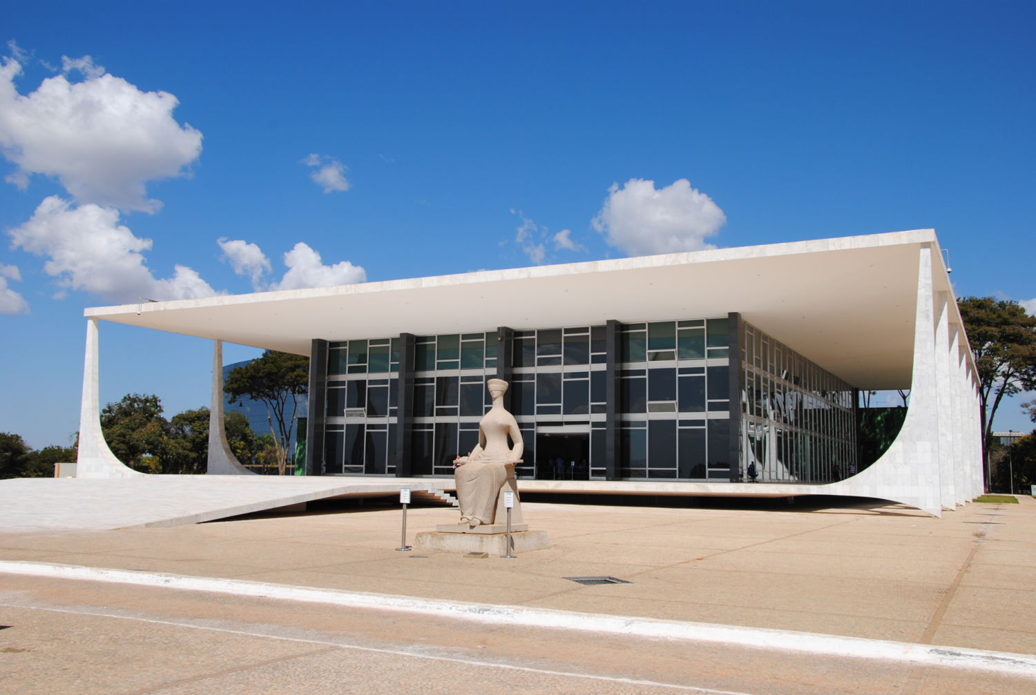 Brazil's High Court First to Declare Paris Agreement a Human