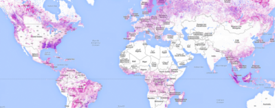 Areas shaded in pink show points of deforestation between 2001 and 2015. 