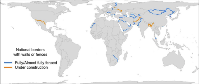 A map (top) of the number of species whose ranges cross national borders, and a map (bottom) of national borders with walls or fences across their entire length.