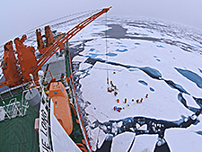 Chinese icebreaker